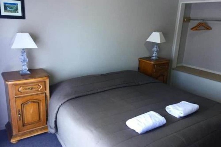 Room 17 of 155
