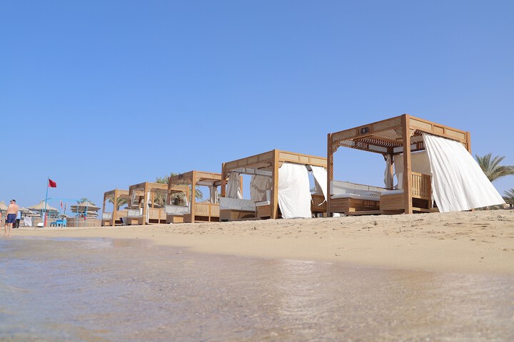 Beach 86 of 110
