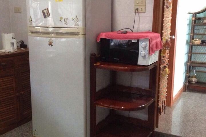Room 16 of 18
