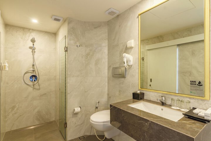 Clean Restrooms