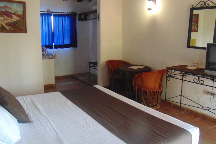 Room 3 of 51