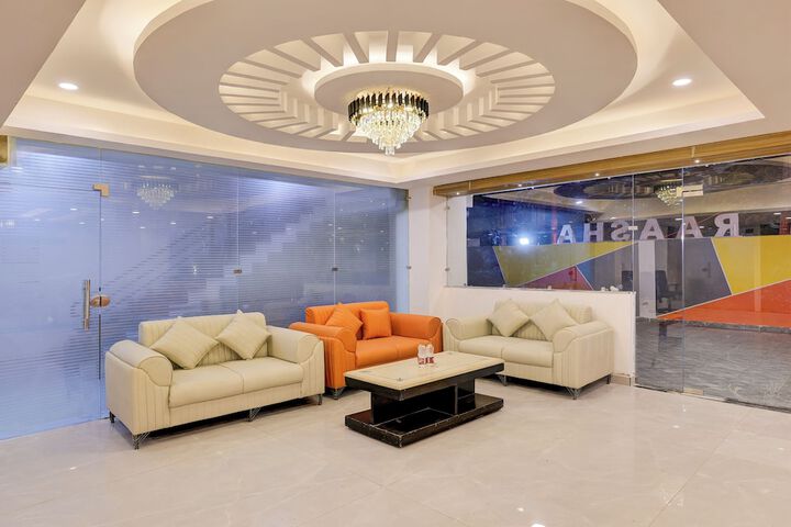 Hotel Interior 6 of 31