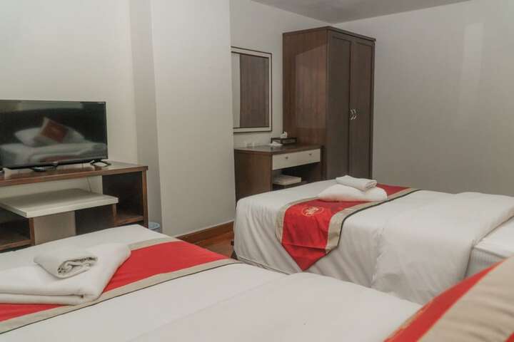 Room 15 of 84
