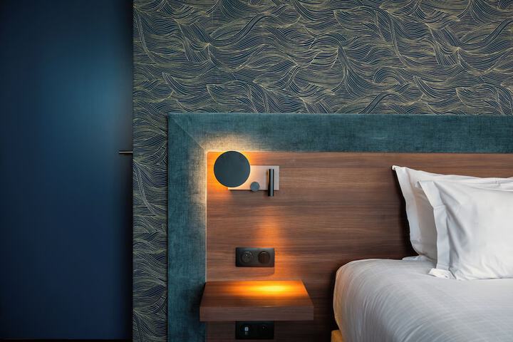 Room 46 of 70