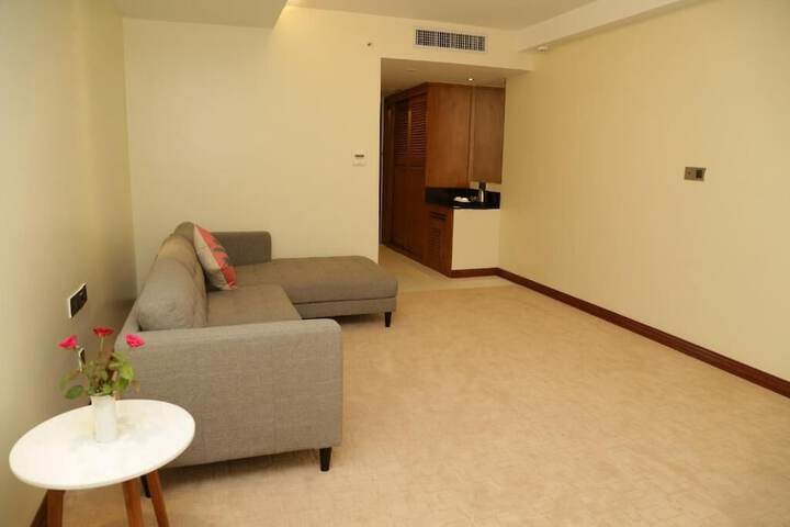 Room 20 of 32