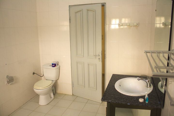 Room 20 of 35