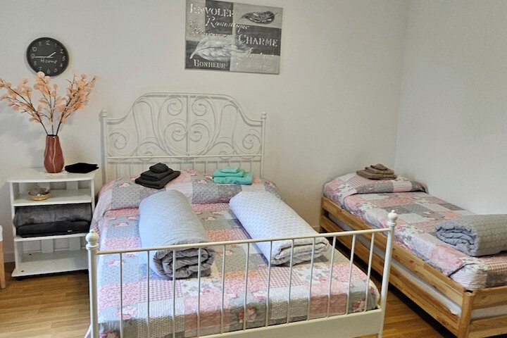 Room 7 of 19