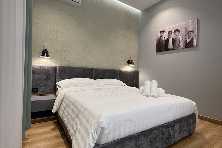 Room 7 of 26