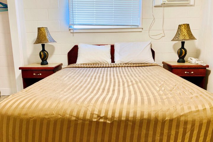 Room 19 of 76