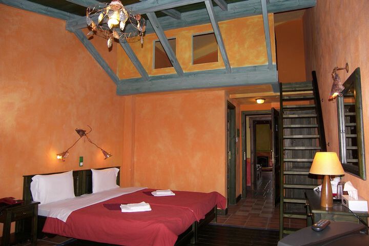 Room 4 of 26