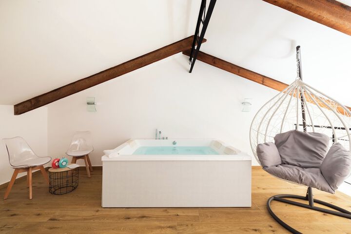 Lidia Rooms & Suites