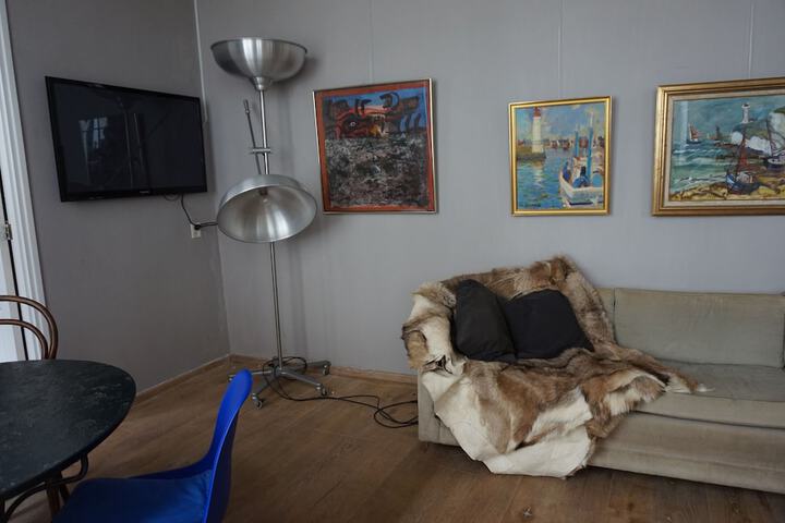 Room 18 of 21