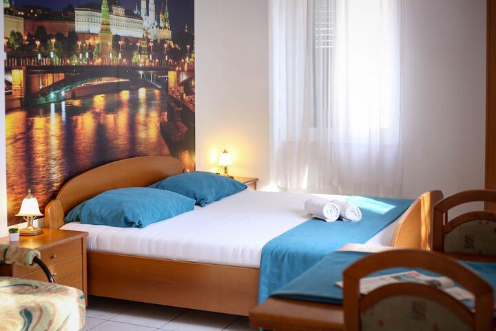 Room 7 of 39