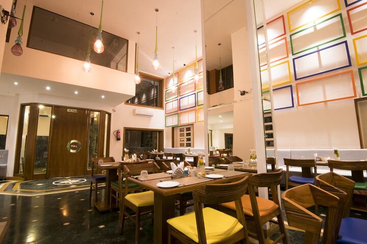 Dining 45 of 67
