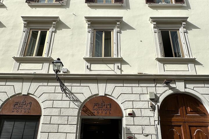 Hotel 75 of 76
