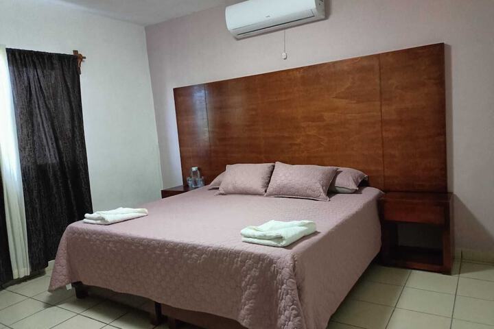 Room 37 of 104