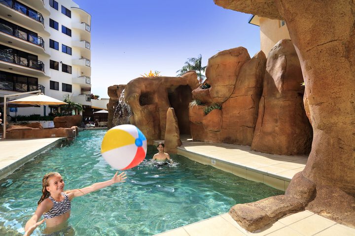 Pool 155 of 187