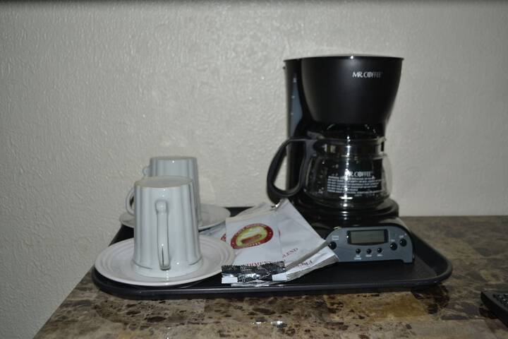 Breakfast/Coffee Service 33 of 68