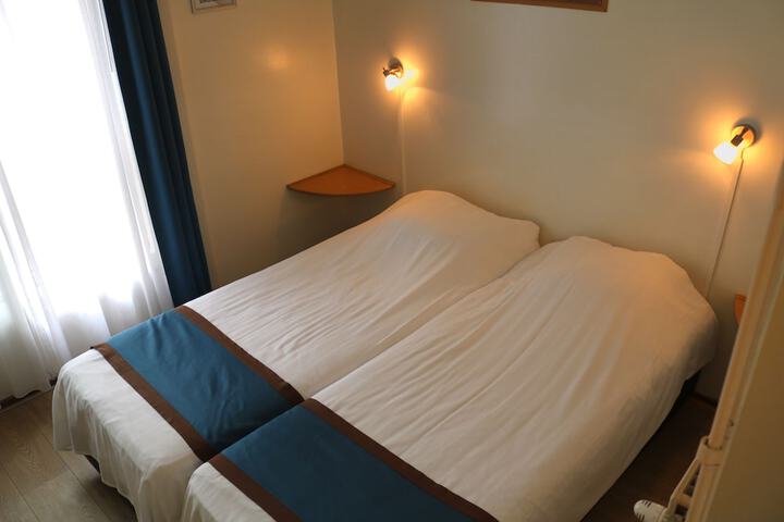 Room 12 of 58