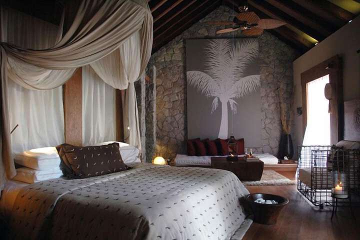 Room 26 of 120