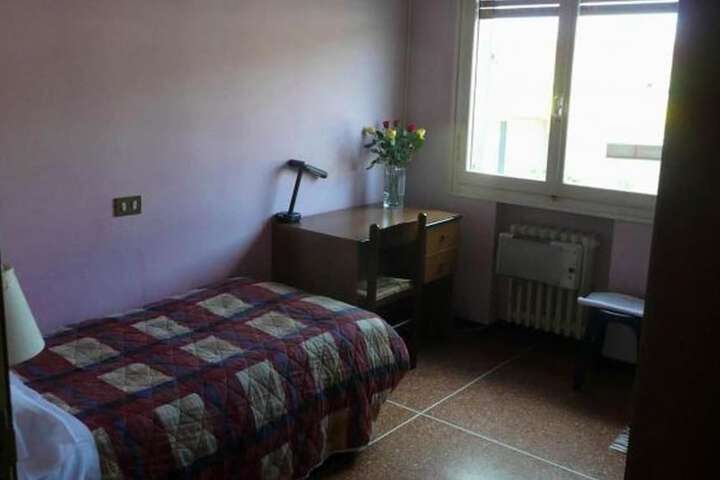 Room 13 of 39