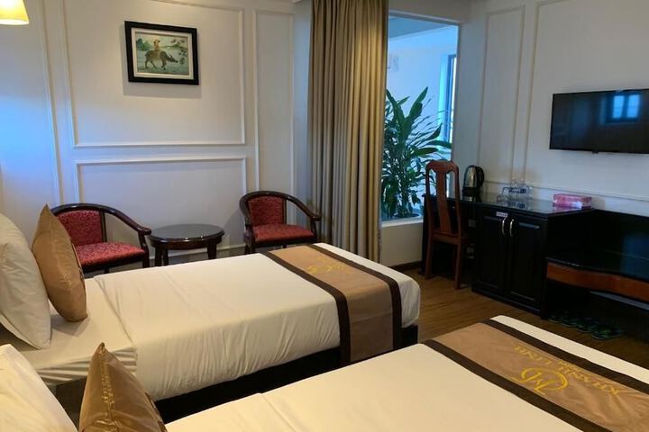Room 18 of 40