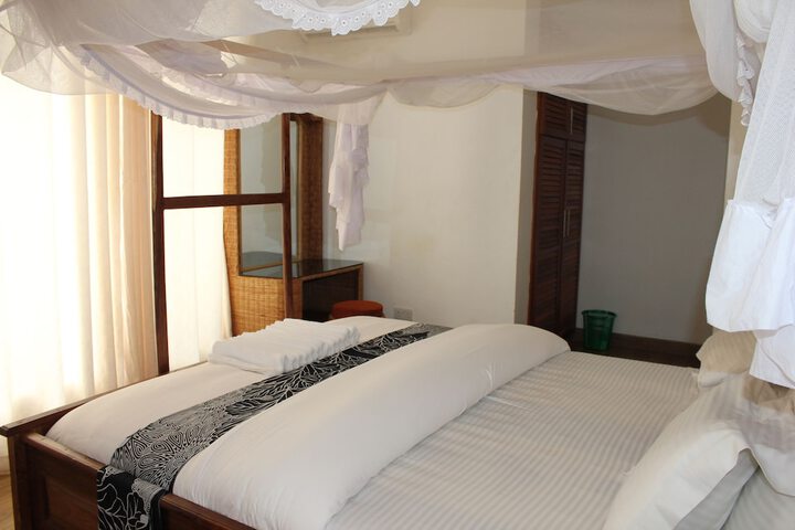 Room 15 of 54