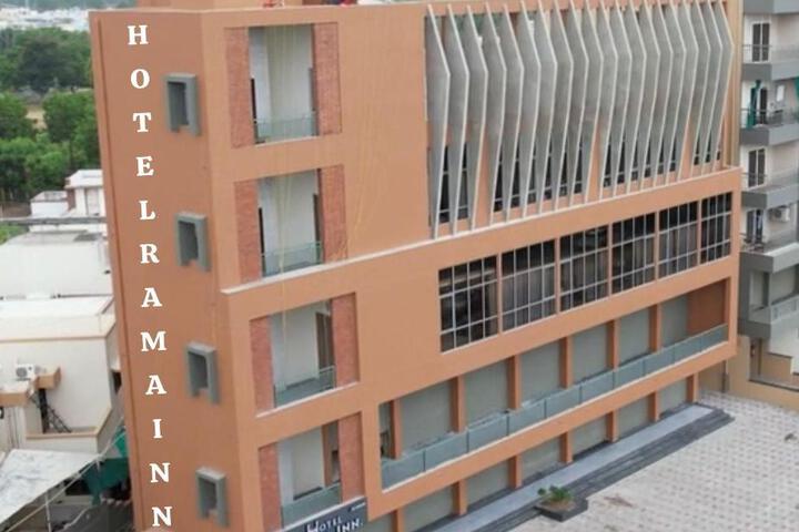 HOTEL RAMA INN