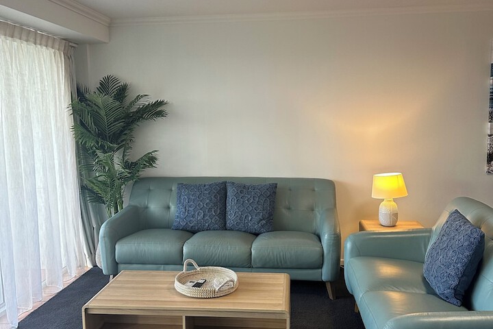 Room 65 of 127