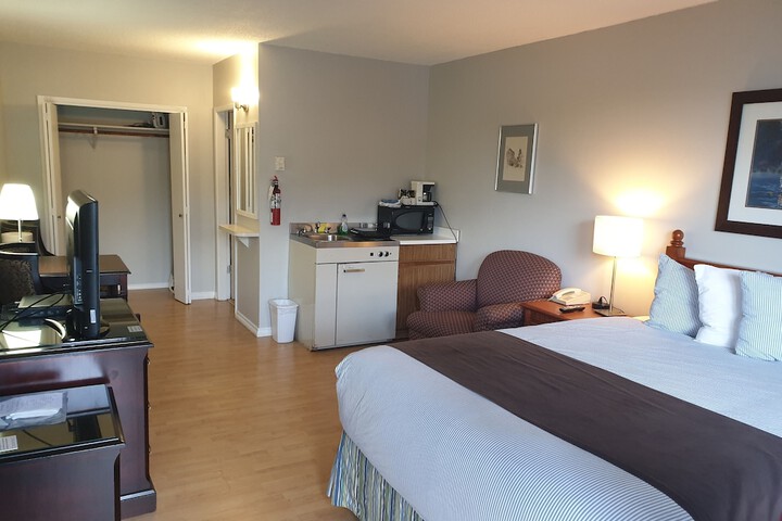 Room 4 of 23