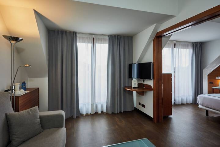 Room 16 of 123