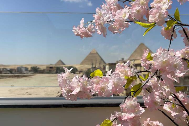 Rizk Pyramids View Hotel