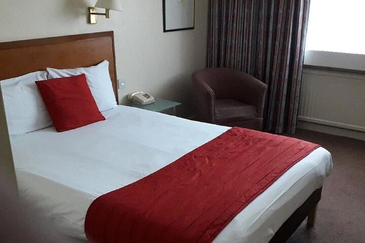 Room 9 of 41