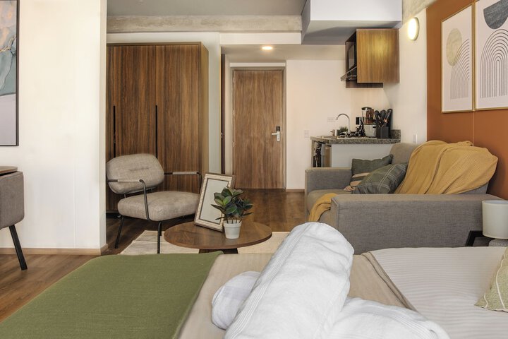 Room 7 of 34