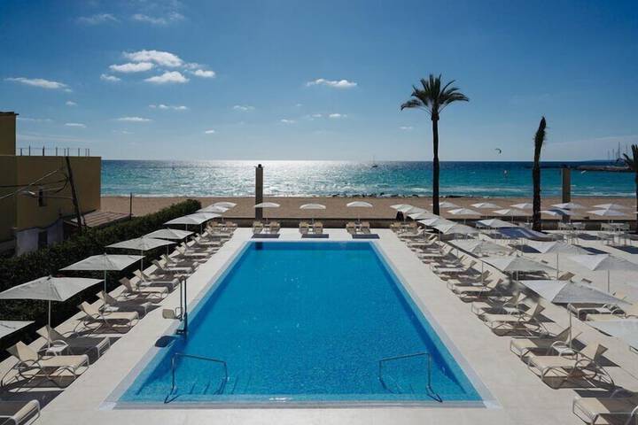 Pools & Facilities