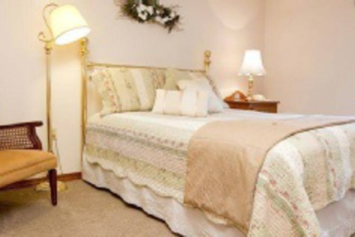 Room 106 of 120