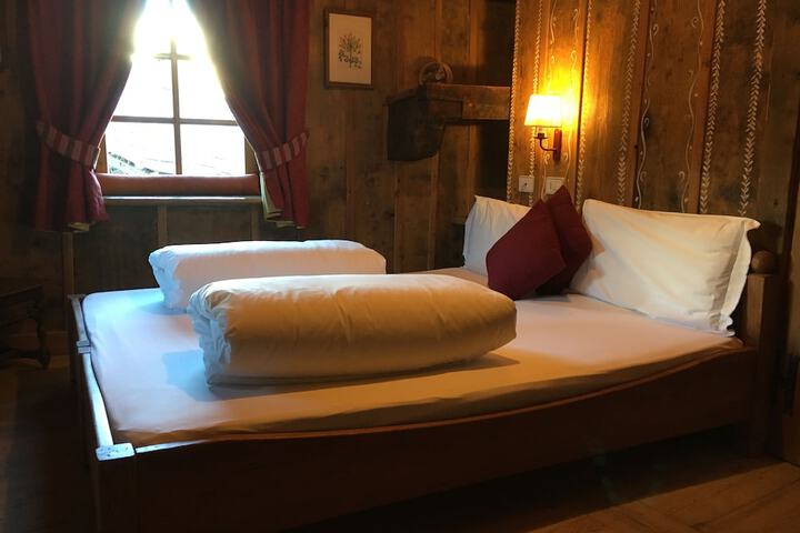 Room 14 of 71