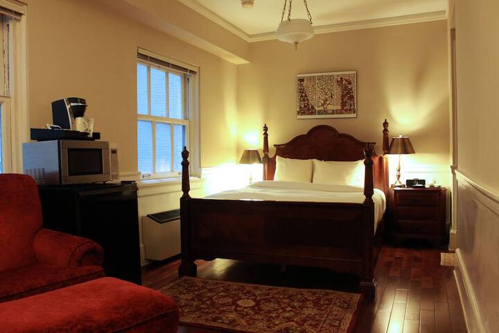 Room 10 of 88