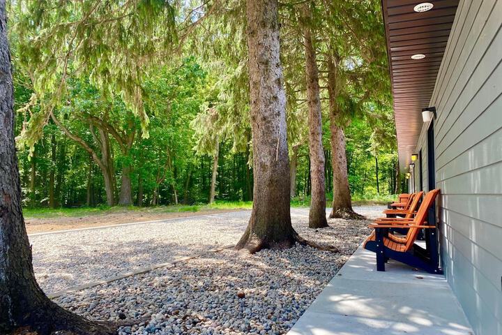 Property Grounds 41 of 46