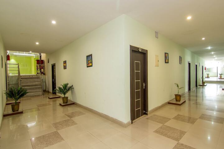 Hotel Interior 3 of 17