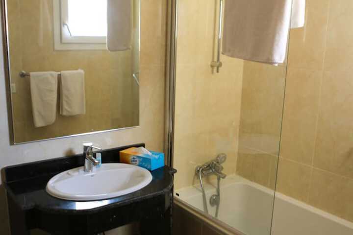 Room 20 of 42