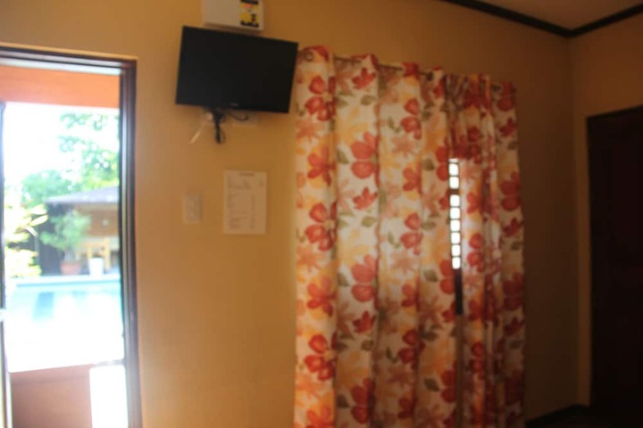 Room 17 of 18