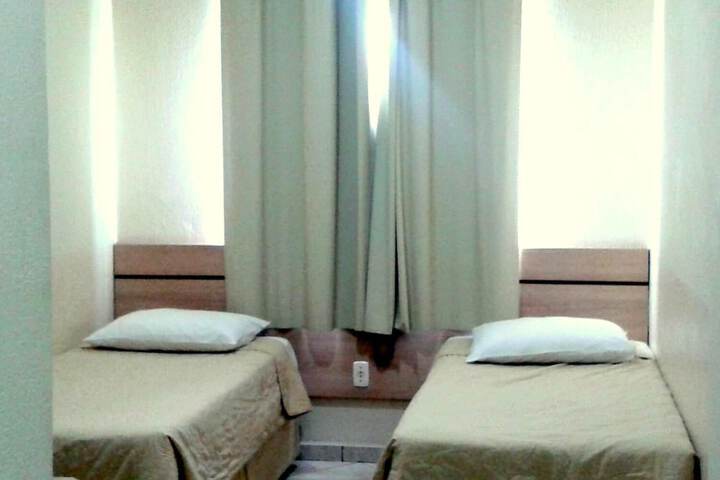 Room 13 of 37