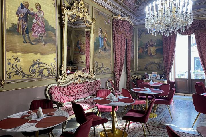 Guest Lobby