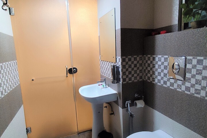 Room 35 of 52