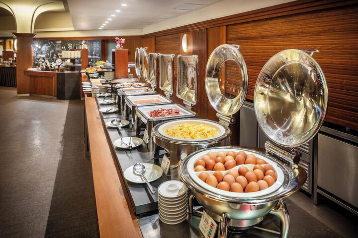 Breakfast/Coffee Service 105 of 119