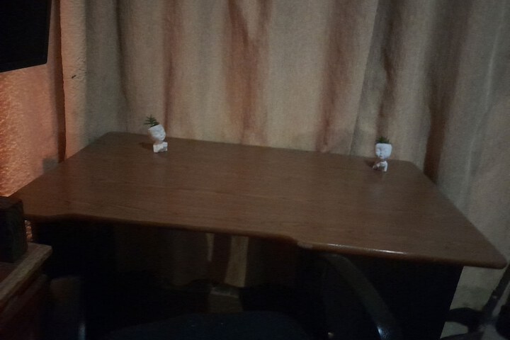 Room 9 of 26