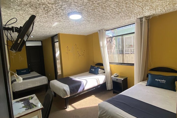 Room 16 of 64