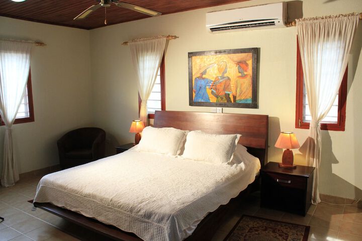 Room 5 of 88