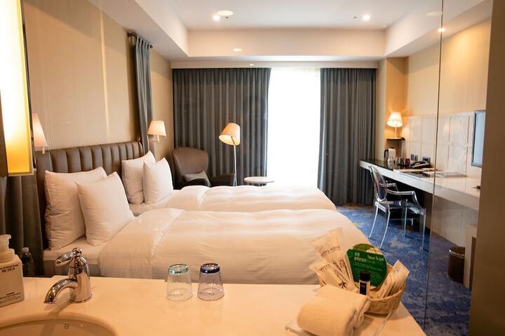 Room 21 of 111